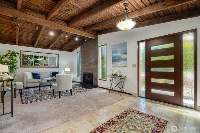 336 N 160th Street, Shoreline, WA 98133