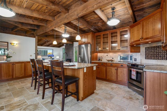336 N 160th Street, Shoreline, WA 98133