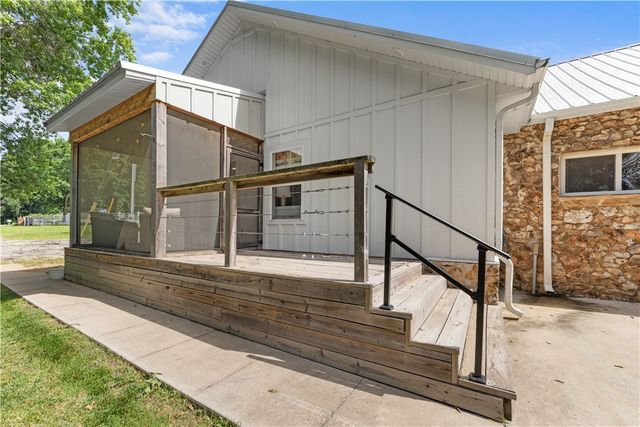 453 Goose Creek Road, Farmington, AR 72730
