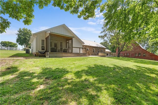 453 Goose Creek Road, Farmington, AR 72730