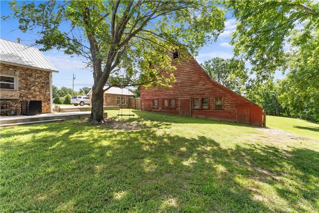 453 Goose Creek Road, Farmington, AR 72730