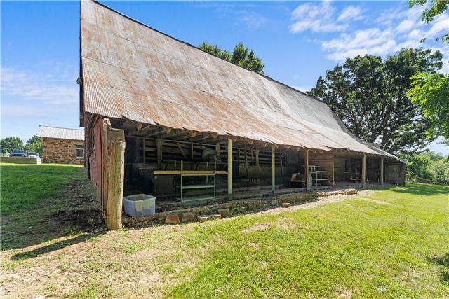 453 Goose Creek Road, Farmington, AR 72730