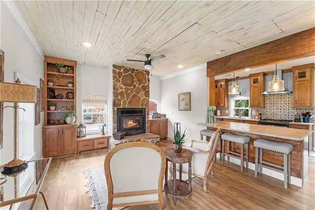 453 Goose Creek Road, Farmington, AR 72730