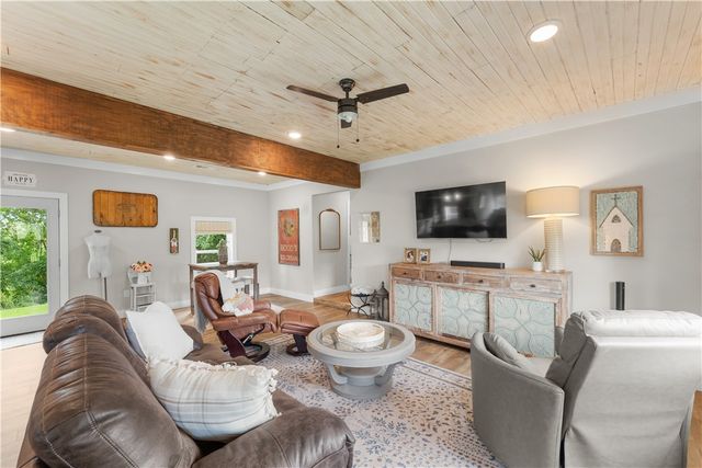 453 Goose Creek Road, Farmington, AR 72730