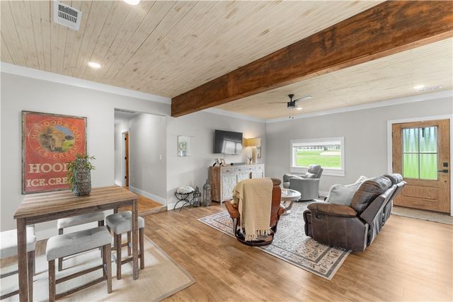 453 Goose Creek Road, Farmington, AR 72730