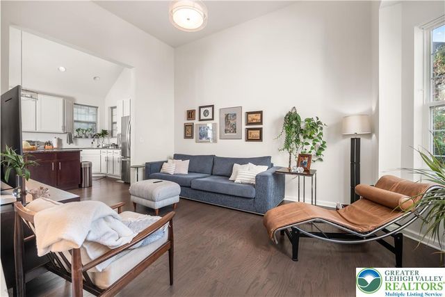 944 Swallow Tail Lane, Upper Macungie Twp, PA 18031