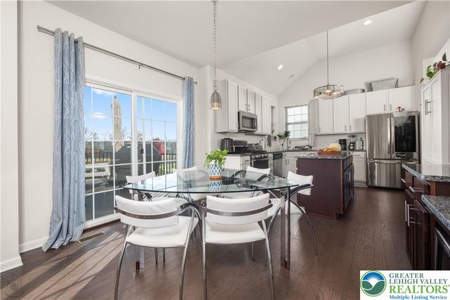 944 Swallow Tail Lane, Upper Macungie Twp, PA 18031