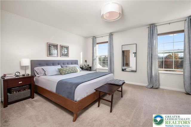 944 Swallow Tail Lane, Upper Macungie Twp, PA 18031