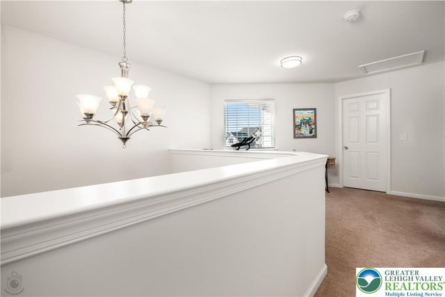 944 Swallow Tail Lane, Upper Macungie Twp, PA 18031