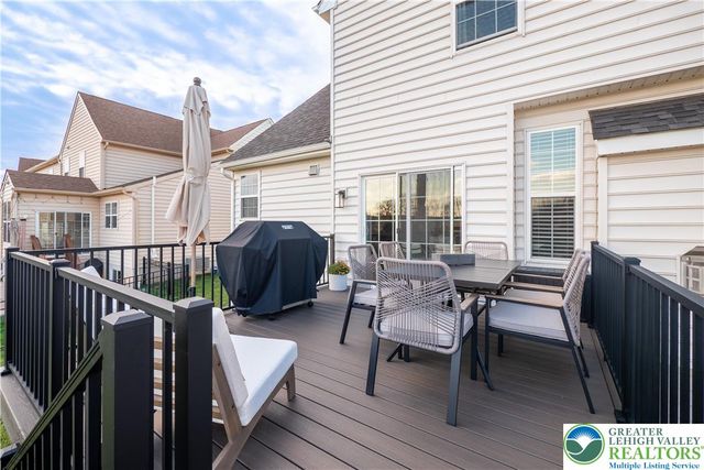 944 Swallow Tail Lane, Upper Macungie Twp, PA 18031