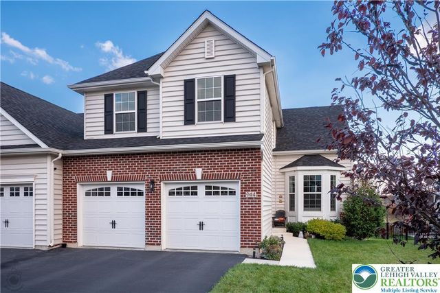 944 Swallow Tail Lane, Upper Macungie Twp, PA 18031