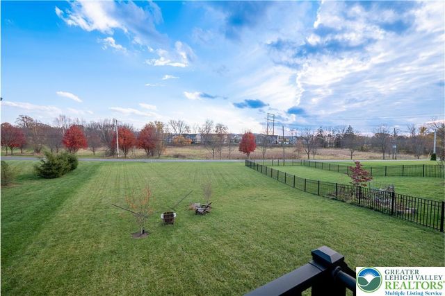 944 Swallow Tail Lane, Upper Macungie Twp, PA 18031