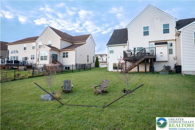 944 Swallow Tail Lane, Upper Macungie Twp, PA 18031