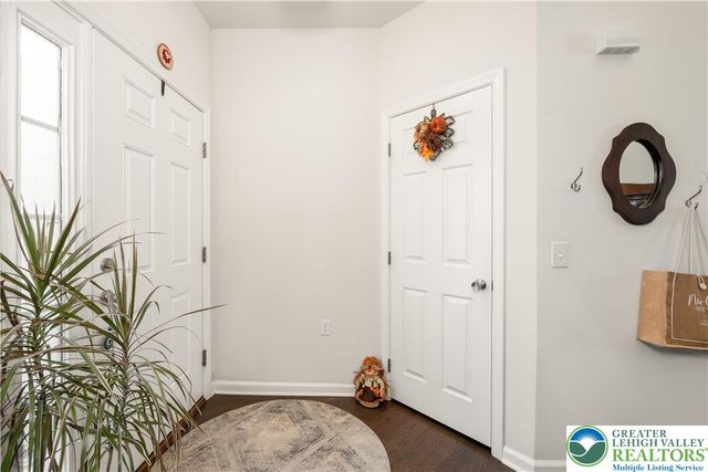 944 Swallow Tail Lane, Upper Macungie Twp, PA 18031