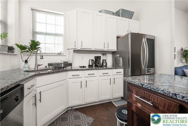 944 Swallow Tail Lane, Upper Macungie Twp, PA 18031