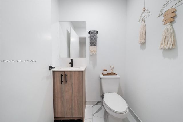 209 NW 13th Place, Florida City, FL 33034