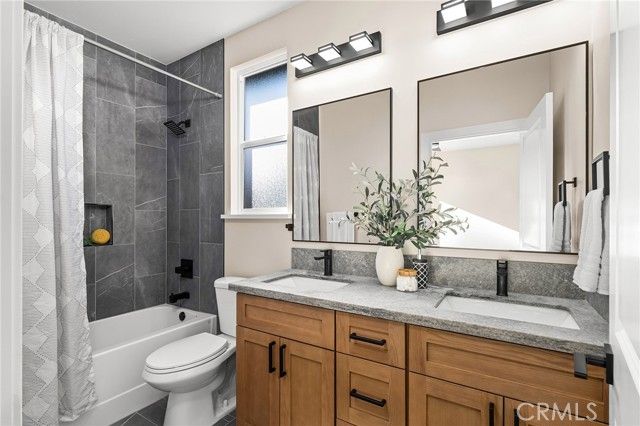 1610 Young, Paradise, CA 95969