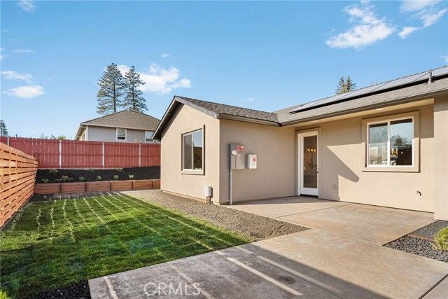 1610 Young, Paradise, CA 95969