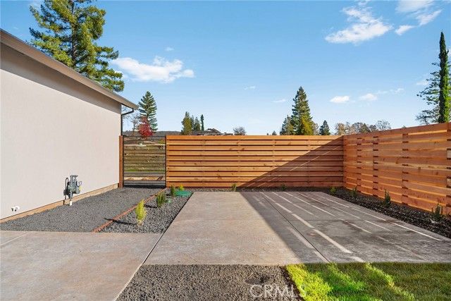 1610 Young, Paradise, CA 95969