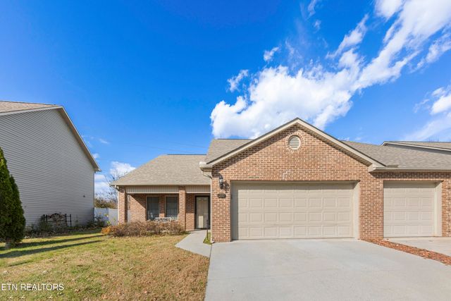 1218 Ernest McMahan Rd, Sevierville, TN 37862