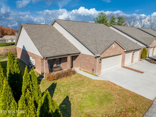 1218 Ernest McMahan Rd, Sevierville, TN 37862
