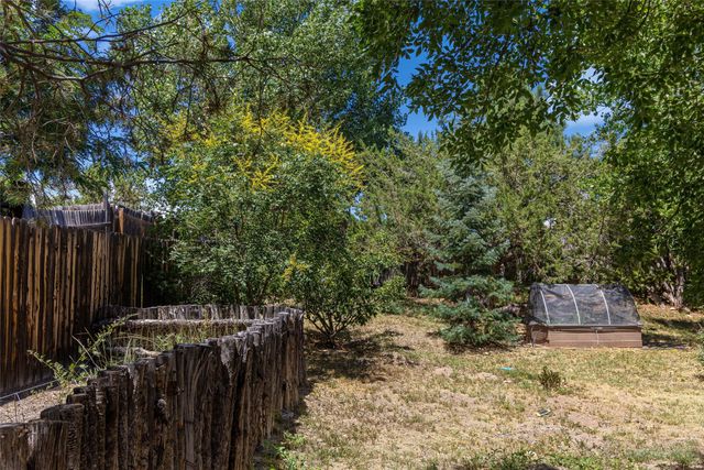 1450 Miracerros Loop S, Santa Fe, NM 87505