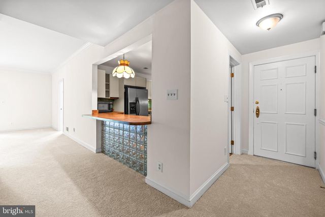 7 DEVON HILL ROAD #A4, Baltimore, MD 21210