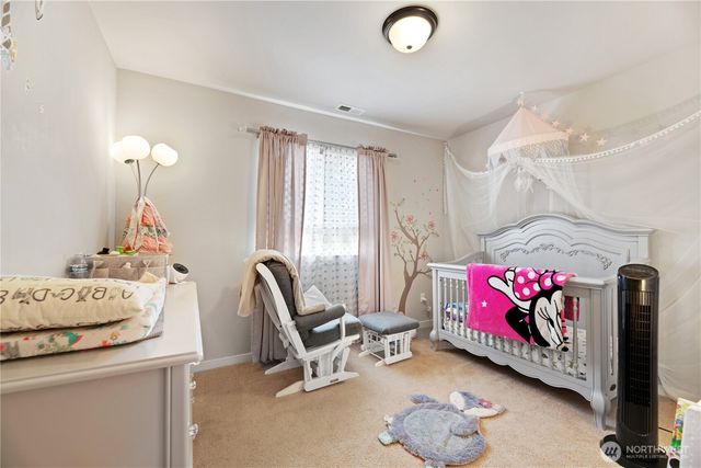 124 147th Place SE, Lynnwood, WA 98087