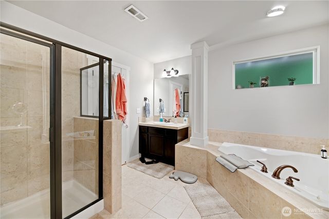 124 147th Place SE, Lynnwood, WA 98087