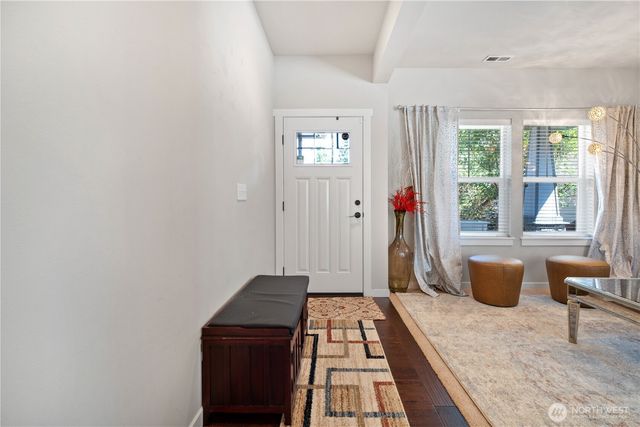 124 147th Place SE, Lynnwood, WA 98087
