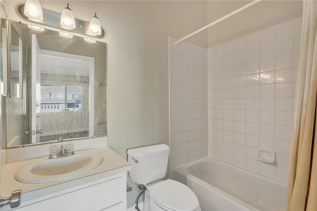 2405 LAKE WOODBERRY CIRCLE, Brandon, FL 33510