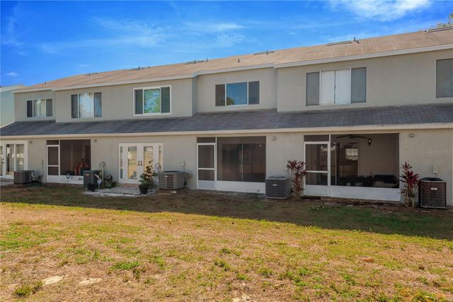 2405 LAKE WOODBERRY CIRCLE, Brandon, FL 33510