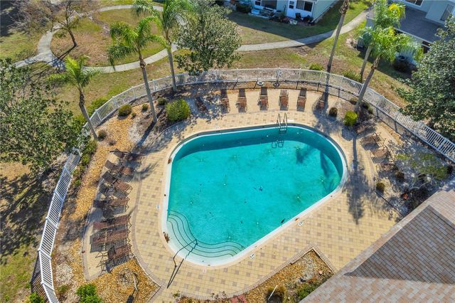 2405 LAKE WOODBERRY CIRCLE, Brandon, FL 33510