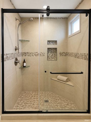 2616 Pine Cone Lane, Warsaw, IN 46582