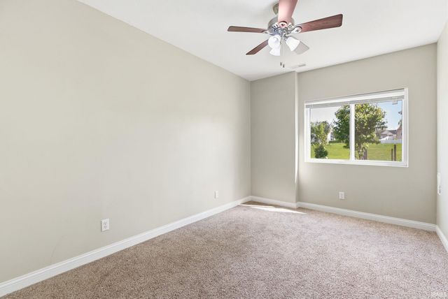 2616 Pine Cone Lane, Warsaw, IN 46582