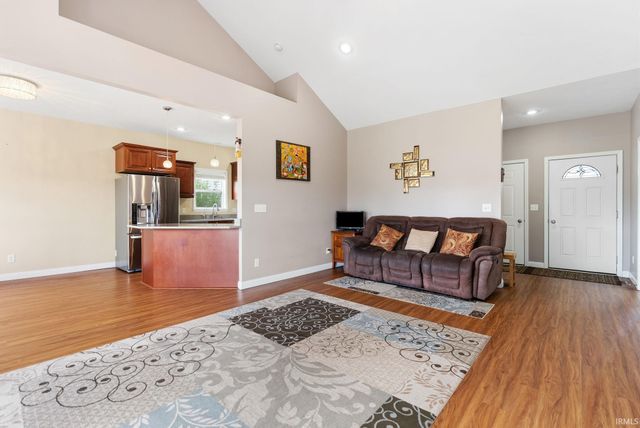 2616 Pine Cone Lane, Warsaw, IN 46582
