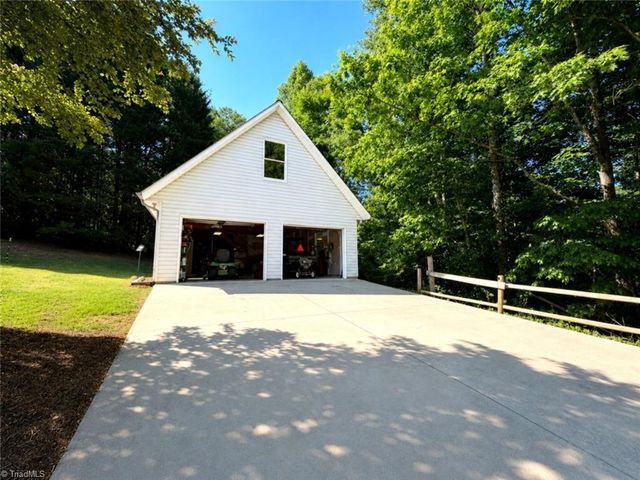 2472 Hamby Mountain Road, Wilkesboro, NC 28697