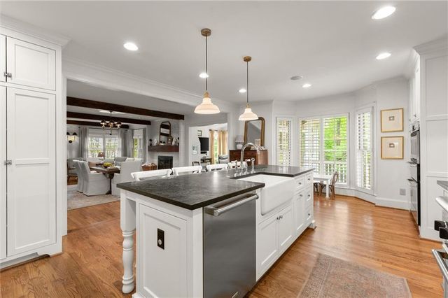 4613 Crepe Myrtle Circle SE, Marietta, GA 30067