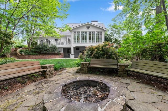 4613 Crepe Myrtle Circle SE, Marietta, GA 30067