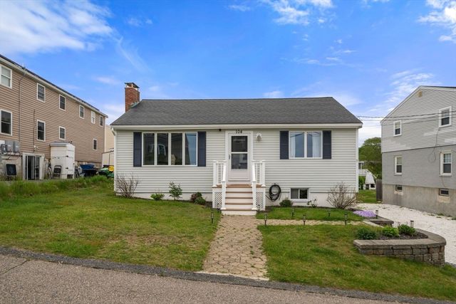 104 Seaview Dr, Plymouth, MA 02360