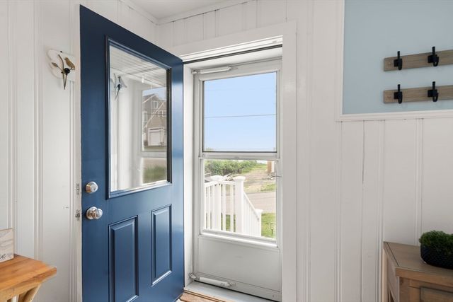 104 Seaview Dr, Plymouth, MA 02360