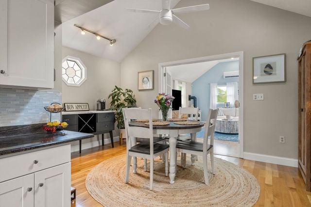 104 Seaview Dr, Plymouth, MA 02360