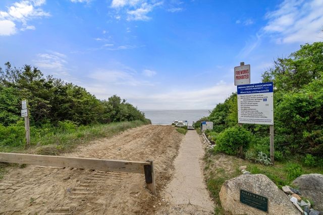 104 Seaview Dr, Plymouth, MA 02360