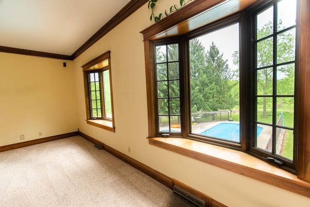 1131 Fourth Avenue, Dixon, IL 61021