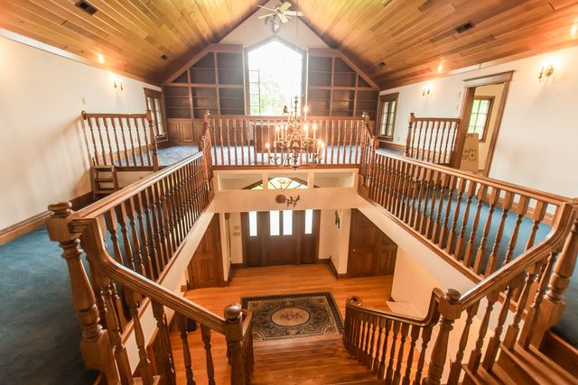 1131 Fourth Avenue, Dixon, IL 61021