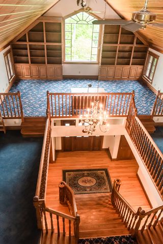 1131 Fourth Avenue, Dixon, IL 61021