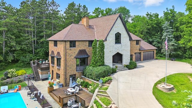 1131 Fourth Avenue, Dixon, IL 61021