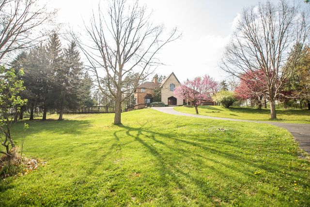 1131 Fourth Avenue, Dixon, IL 61021