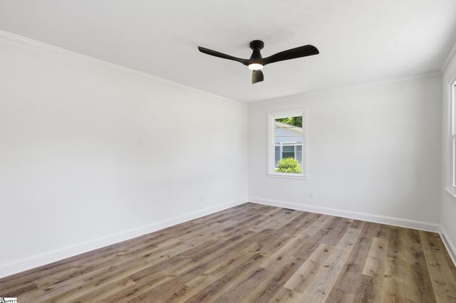 106 Mayfair Drive, Taylors, SC 29687