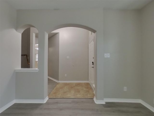 8026 N Tarrytown Crossing Drive, Conroe, TX 77304